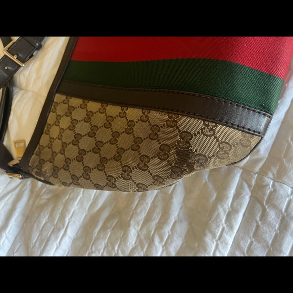 Authentic Gucci crossbody bag - Picture 7 of 7